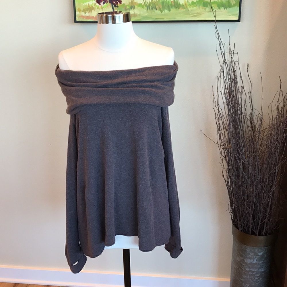 Michael Stars convertible sweater  - Picture 2 of 6